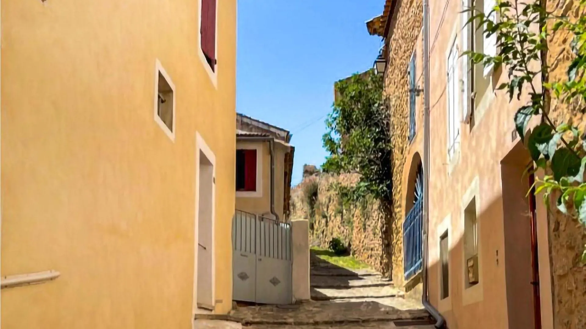 3 Bedroom Stunning Home In Bedoin 0*,  France